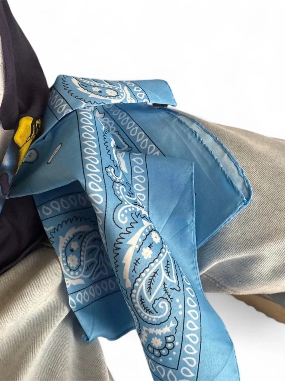Light Blue Paisley Silk-Feel Bandana Scarf - Unisex Y2K Streetwear Headscarf